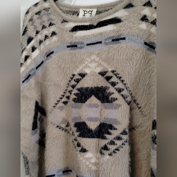 NWT PQLA Fringe Boho Poncho/Sweater - Picture 7 of 12